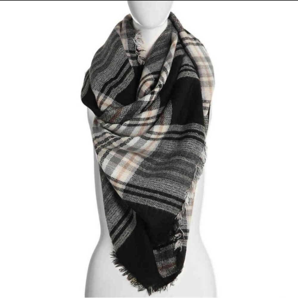 Plaid Blanket Scarf NWT